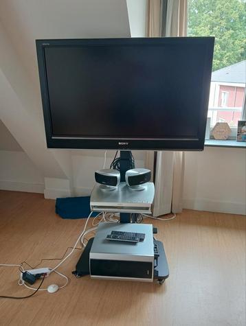 Sony Tv en geluidsinstallatie beschikbaar voor biedingen