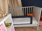 Grijs Sundvik Ledikant Ikea - Zo Goed Als Nieuw!, Kinderen en Baby's, Babywiegjes en Ledikanten, Ophalen, Zo goed als nieuw, Ledikant