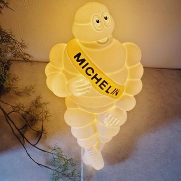 Michelin Bibendum, Lichtreclame Met Beugel, 1966 beschikbaar voor biedingen