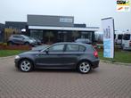 BMW 1-serie 118i super nette youngtimer stoelverwarming heer, 1-Serie, 65 €/maand, Handgeschakeld, Grijs