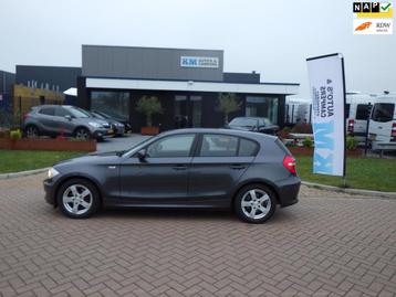 BMW 1-serie 118i super nette youngtimer stoelverwarming heer beschikbaar voor biedingen