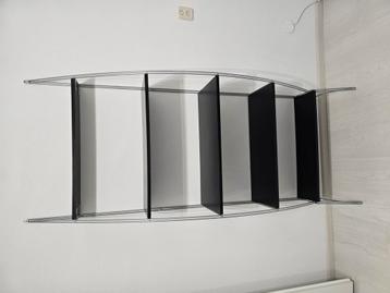 Zeer mooie boekenkast 1,83 x 0,70 x 0,35 (hxbxd) beschikbaar voor biedingen