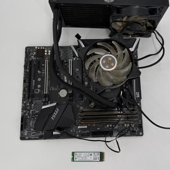 MSI Z370 Gaming Pro | 8GB | Intel Core i3-8350K | 256GB SSD, Computers en Software, Moederborden, Zo goed als nieuw