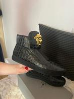 Versace Palazzo Medusa Crocodile Print Sneakers Black Gold, Ophalen of Verzenden, Zo goed als nieuw