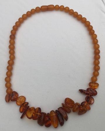 Barnsteen ketting halsketting  beschikbaar voor biedingen