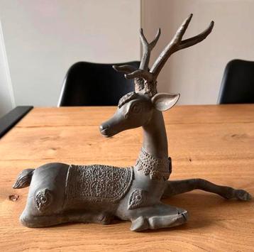 Vintage Messing Hert Sculptuur Art Deco Mid Century beschikbaar voor biedingen