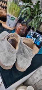 Mooie 1 keer echt leer duren schoenen maatje 40, Ophalen of Verzenden, Zo goed als nieuw, Sneakers of Gympen