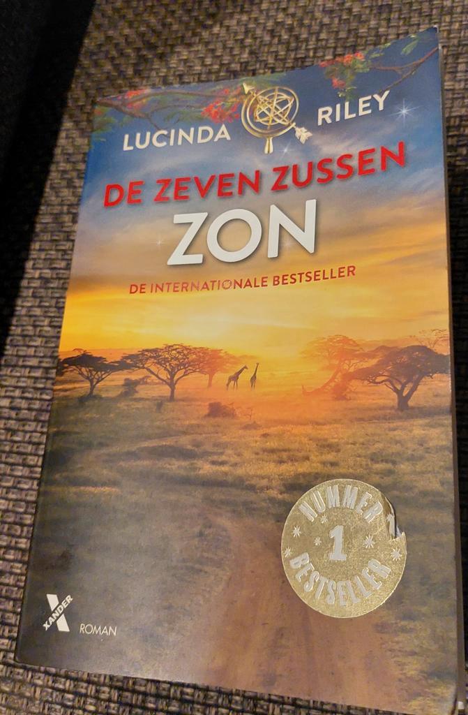 De Zeven Zussen - Zon, Lucinda Riley, Boeken, Romans, Gelezen, Ophalen of Verzenden