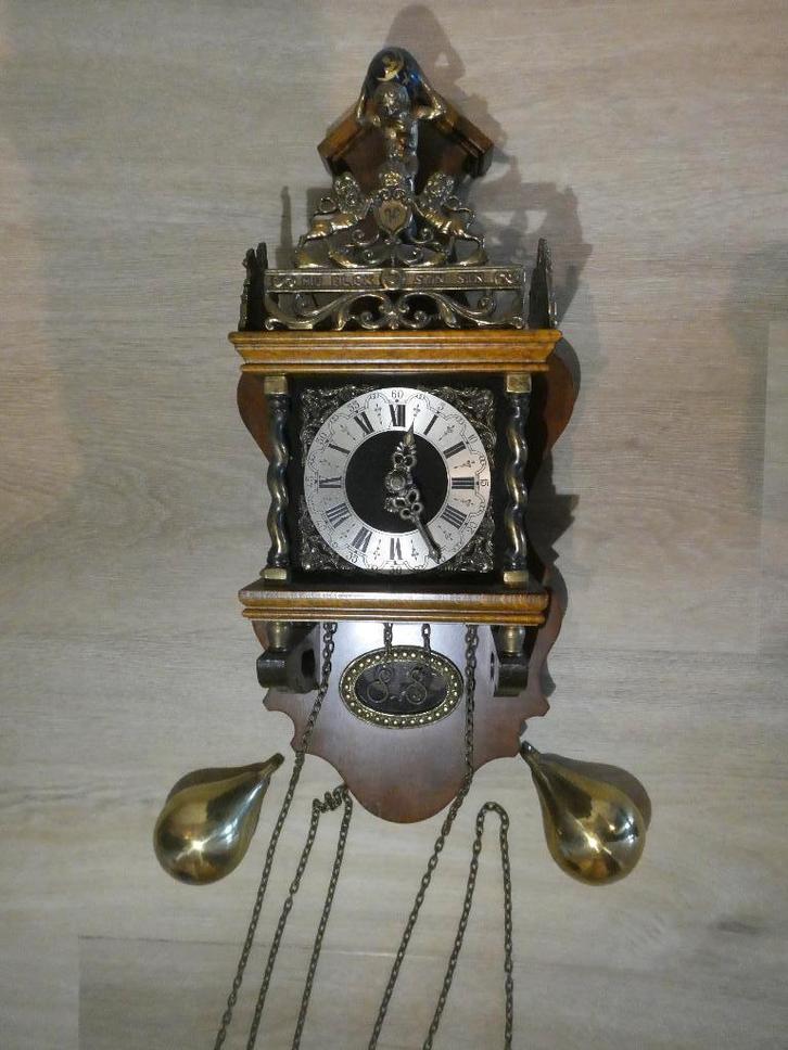 Wuba Zaanse klok – mechanisch – klassiek Nederlands model, Huis en Inrichting, Woonaccessoires | Klokken, Gebruikt, Wandklok, Analoog