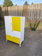 Geel/witte kledingkast 78bx128hx42d, Huis en Inrichting, Kasten | Overige, Ophalen, Gebruikt