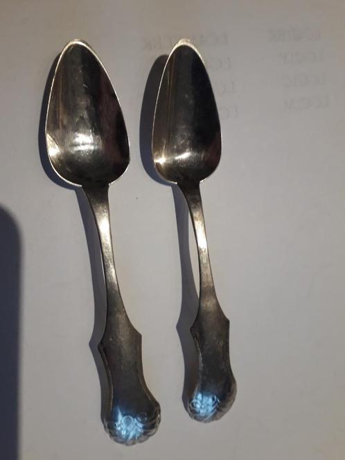 2 ANTIEKE HOLLANDSE ZILVEREN LEPELS uit 1851 voor 15 euro, Antiek en Kunst, Antiek | Goud en Zilver, Zilver, Ophalen of Verzenden