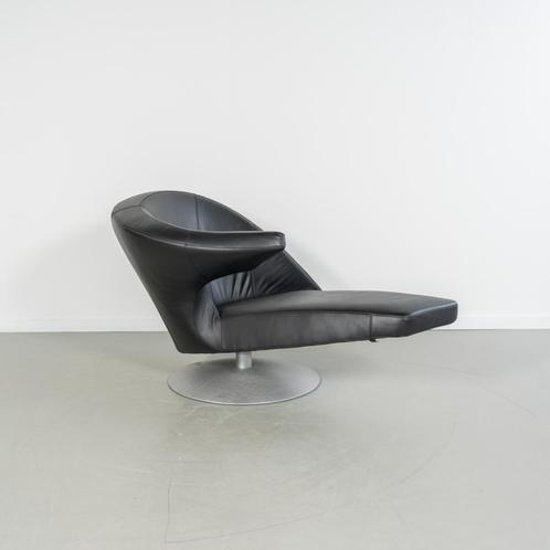 1x Leolux Parabolica Fauteuil Links Zwart Leer - Aluminium, Huis en Inrichting, Fauteuils, Gebruikt, Leer, Metaal, 75 tot 100 cm
