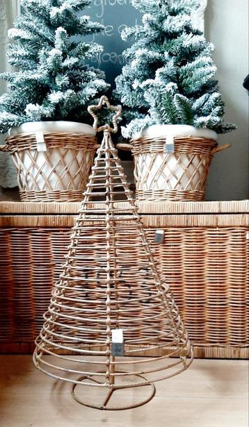 Grote Riviera maison rattan kerstboom  beschikbaar voor biedingen