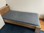 houten bed 220x100cm met lattenbodem., Huis en Inrichting, Slaapkamer | Bedden, Ophalen, 100 cm, Massief hout, Zo goed als nieuw