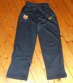 nieuwe Nike FCB sportbroek maat S 128 - 140 FCB sport, Kinderen en Baby's, Kinderkleding | Maat 128, Jongen, Ophalen of Verzenden