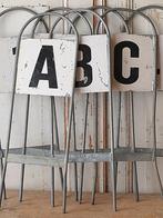 Letters/ manege borden, Verzenden