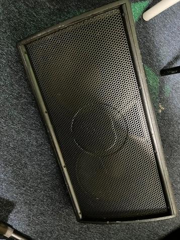 Turbosound TFM212 beschikbaar voor biedingen