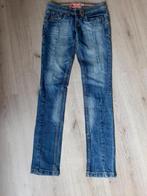 Bershka spijkerbroek maat 32, Kleding | Dames, Broeken en Pantalons, Lang, Maat 34 (XS) of kleiner, Blauw, Ophalen of Verzenden