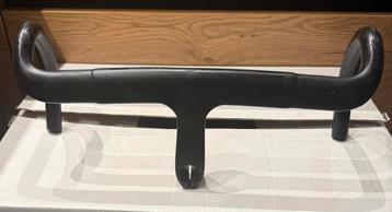 Isaac Airflow Carbon Stuur beschikbaar voor biedingen