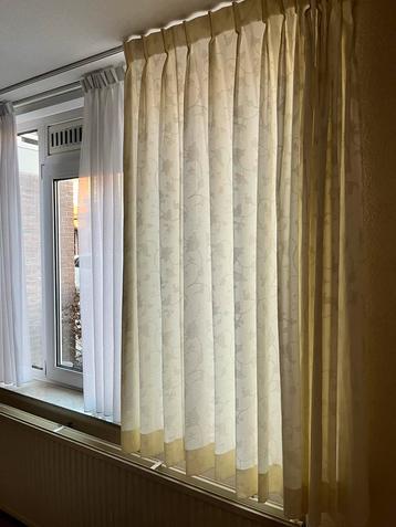 Gordijnen Partij - Diverse Kleuren en Maten beschikbaar voor biedingen