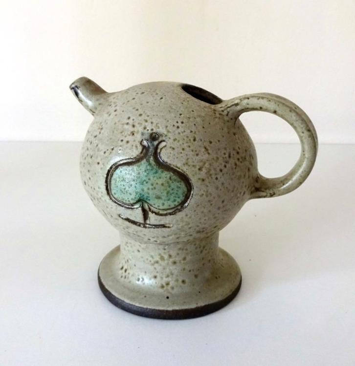 Keramiek olielampje beige motief in groen Hanny Mein 5923-k, Antiek en Kunst, Antiek | Keramiek en Aardewerk, Ophalen of Verzenden