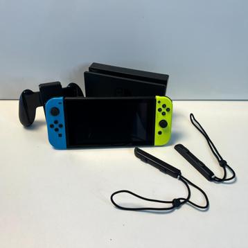 Nintendo Switch 2019 32GB Blauw Groen | Nette staat beschikbaar voor biedingen
