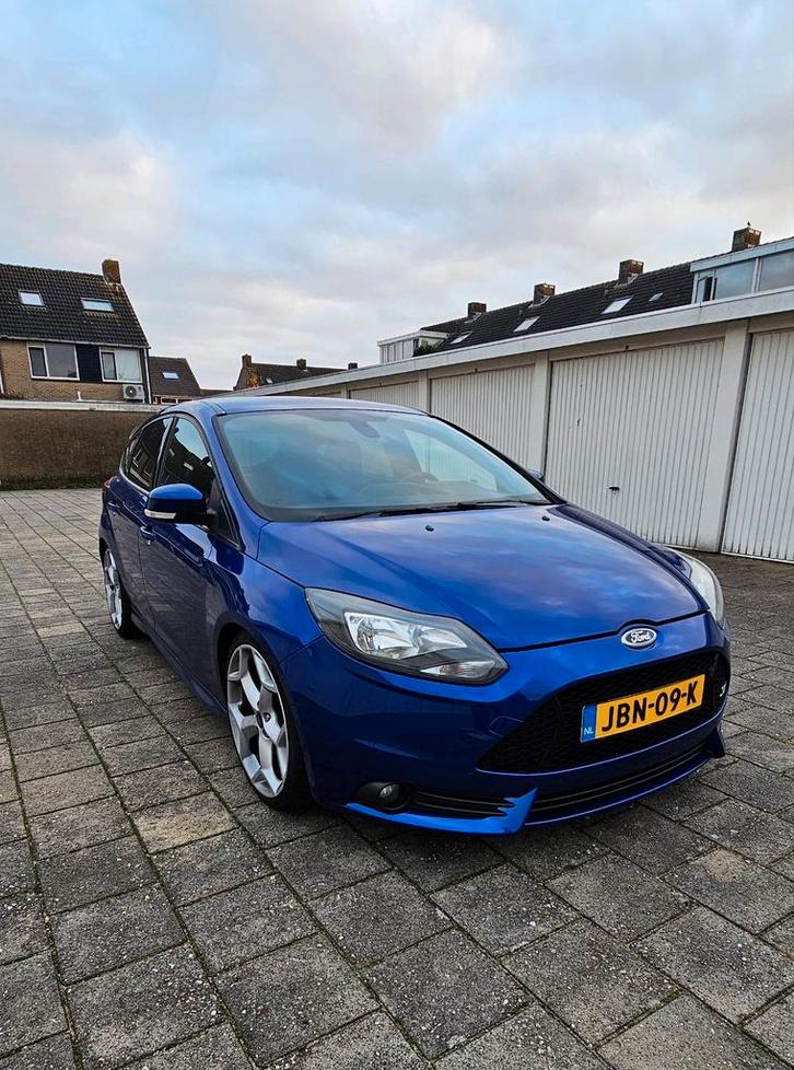 Ford Focus ST-3 • 280 pk • uitstekende staat H&R BREMBO, Auto's, Ford, Particulier, Focus, ABS, Airbags, Airconditioning, Alarm