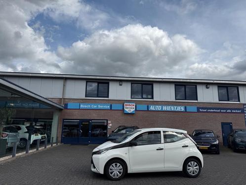 Toyota Aygo 1.0 VVT-i | X-Now 5-Drs | Airco, Auto's, Toyota, Bedrijf, Te koop, Aygo, ABS, Airbags, Airconditioning, Alarm, Electronic Stability Program (ESP)