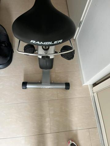 Fiets trainer mag weg voor leuk aanemelijk bod beschikbaar voor biedingen