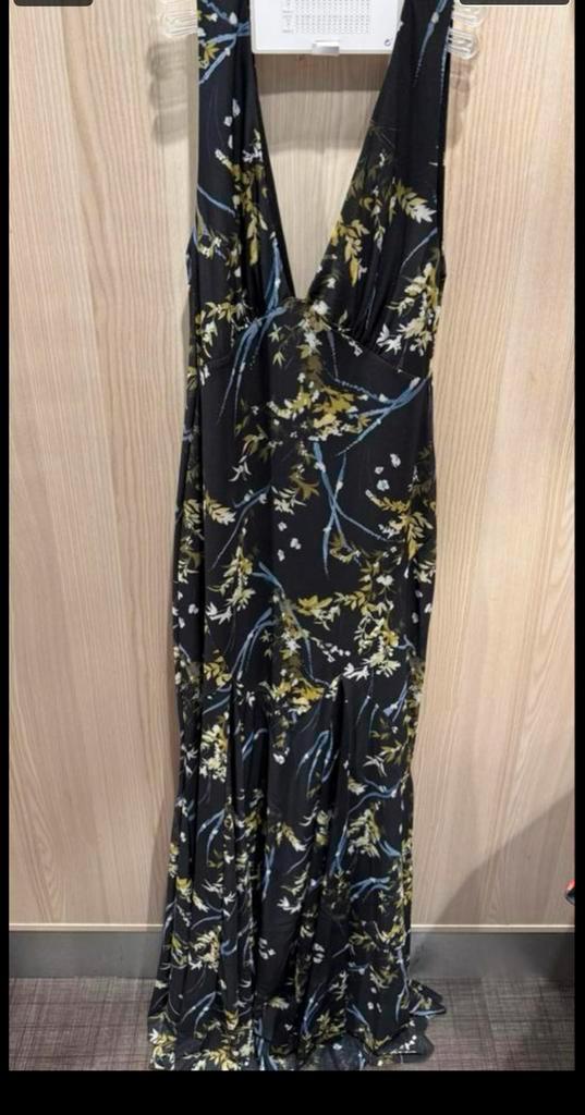 Nieuwe Zara Jurk, Kleding | Dames, Jurken, Nieuw, Maat 38/40 (M), Zwart, Onder de knie, Ophalen of Verzenden