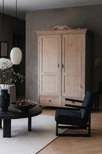 Antieke kast, Antiek en Kunst, Antiek | Meubels | Kasten, Ophalen of Verzenden