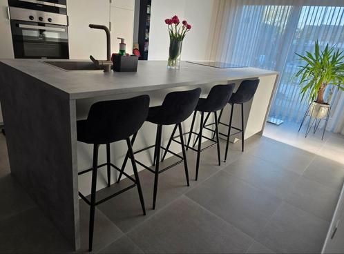 Leuke velvet barkrukken! 4 stuks.                    
Nieuwe, Huis en Inrichting, Barkrukken, Nieuw, 4 krukken, Met voetsteun