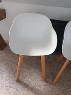 2 leuke witte kuipstoelen, Huis en Inrichting, Stoelen, Ophalen, Zo goed als nieuw, Wit, Twee