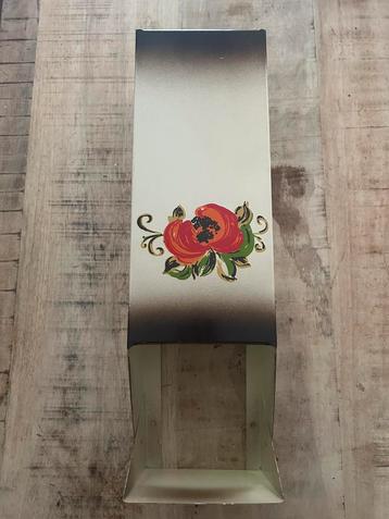 Retro toiletrolhouder beschikbaar voor biedingen