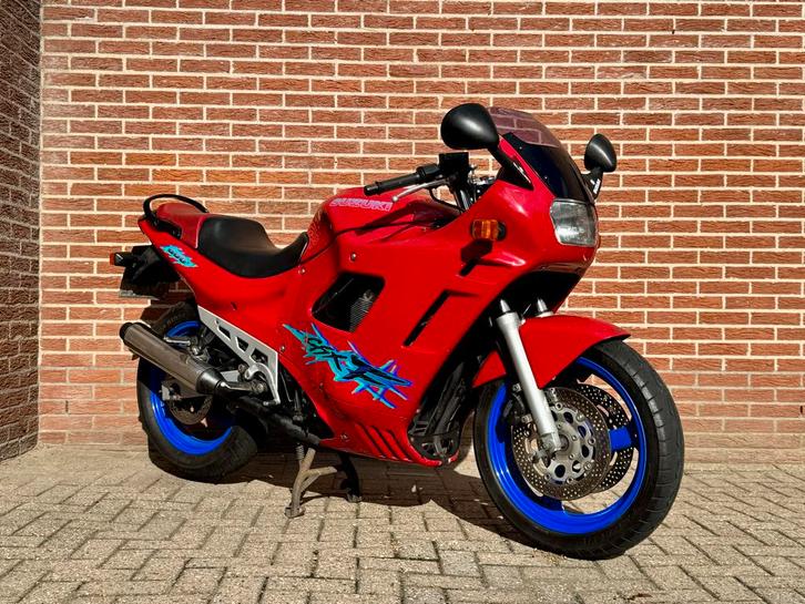 Suzuki GSX600F - Sportieve klassieker perfect voor beginners, Motoren, Motoren | Suzuki, Particulier, Sport, meer dan 35 kW, 4 cilinders