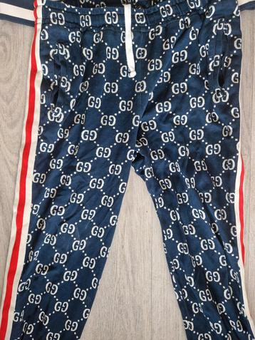 Gucci Pak Maat L - Stijlvol en Comfortabel! beschikbaar voor biedingen