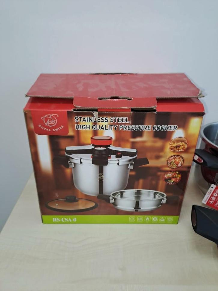 STAINLESS STEEL HIGH QUALITY PRESSURE COOKER, Huis en Inrichting, Keuken | Keukenbenodigdheden, Nieuw, Ophalen of Verzenden