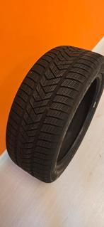 Pirelli Winterbanden 245/45 R20 - Set van 2, Band(en), Personenwagen, 20 inch, Gebruikt