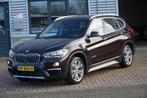 BMW X1 SDrive20i EERSTE EIGENAAR PANO, 1998 cc, Euro 6, Bruin, Lichtsensor