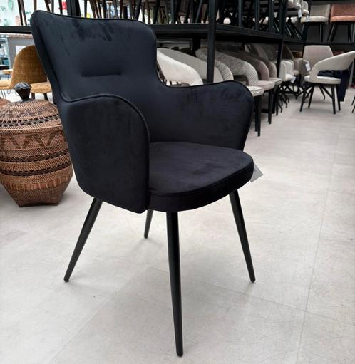 Wing Chair Black Velours in alle kleuren op voorraad, Huis en Inrichting, Stoelen, Nieuw, Vijf, Zes of meer stoelen, Zwart, Ophalen of Verzenden