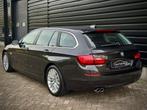Bmw 5-serie Touring 520i Luxury Ed. VIRTUAL|COMFORTSEAT|MEMO, Auto's, Automaat, Achterwielaandrijving, Gebruikt, Euro 6