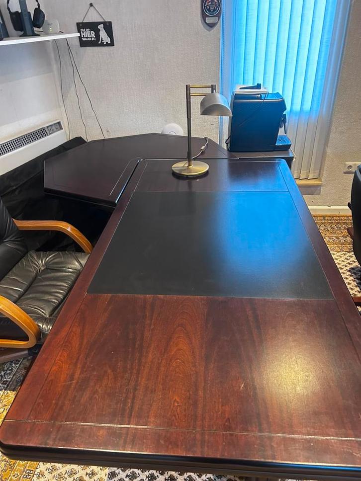 Teakhout jaren 60 bureau met driekwark stuk, Huis en Inrichting, Complete eetkamers, Zo goed als nieuw, Ophalen