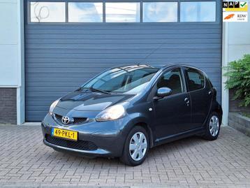 Toyota Aygo | 1.0-12V Comfort Navigator | TomTom | 2e eigena beschikbaar voor biedingen