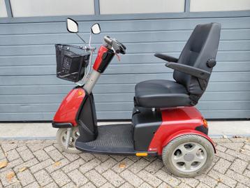 trophy 6 scootmobiel, 1e eigenaar. uniek stuur beschikbaar voor biedingen