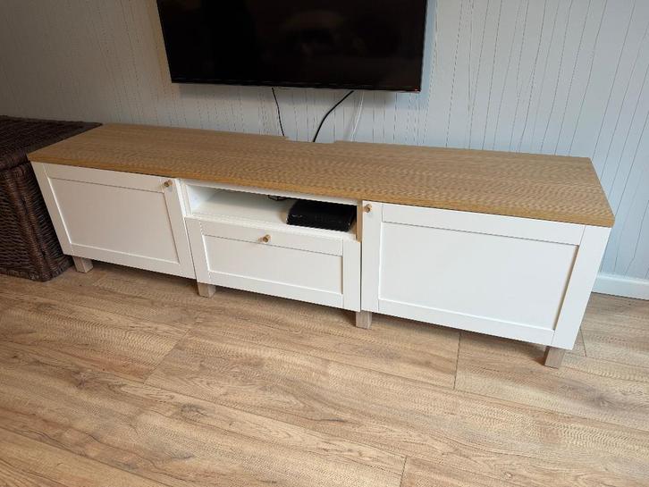 TV meubel Ikea Besta, Huis en Inrichting, Kasten | Televisiemeubels, Zo goed als nieuw, Minder dan 100 cm, 150 tot 200 cm, 25 tot 50 cm
