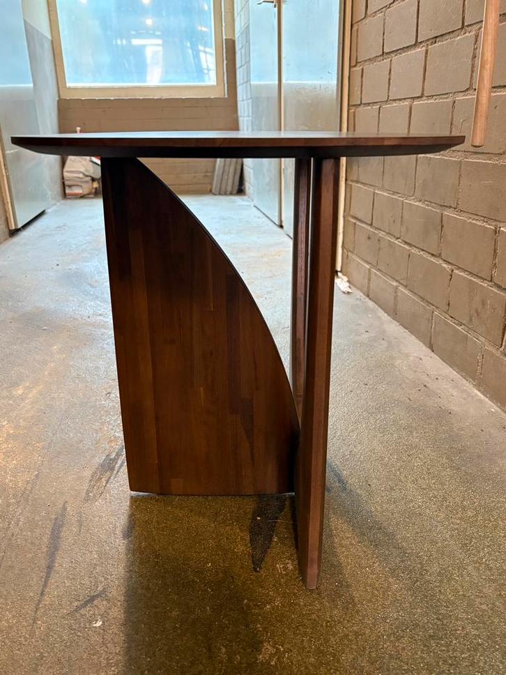 Ethnicraft Geometric Side Table bijzettafel, Huis en Inrichting, Tafels | Bijzettafels, Zo goed als nieuw, Rond, 45 tot 60 cm