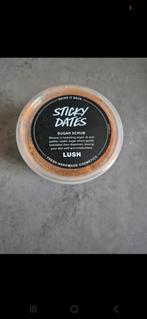 Lush sticky dates scrub 135g, Ophalen of Verzenden
