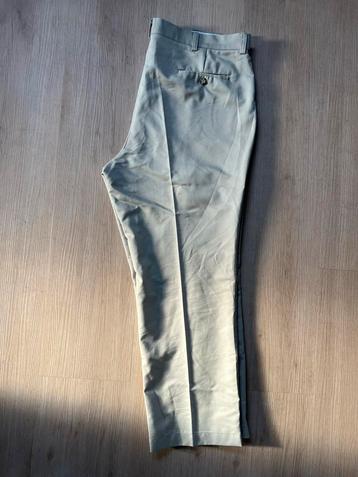 Dockers Chino Broek W40 Beige beschikbaar voor biedingen