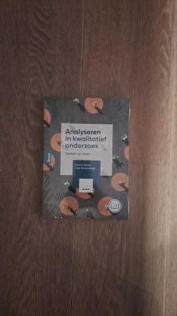 analyseren in kwalitatief onderzoek beschikbaar voor biedingen