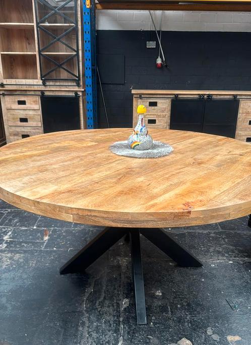 Eettafel Iris rond, Huis en Inrichting, Tafels | Eettafels, Zo goed als nieuw, 100 tot 150 cm, 100 tot 150 cm, Vijf personen of meer